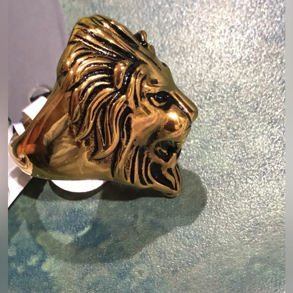 Lion head men’s brass look ring size‎ 10 brand new